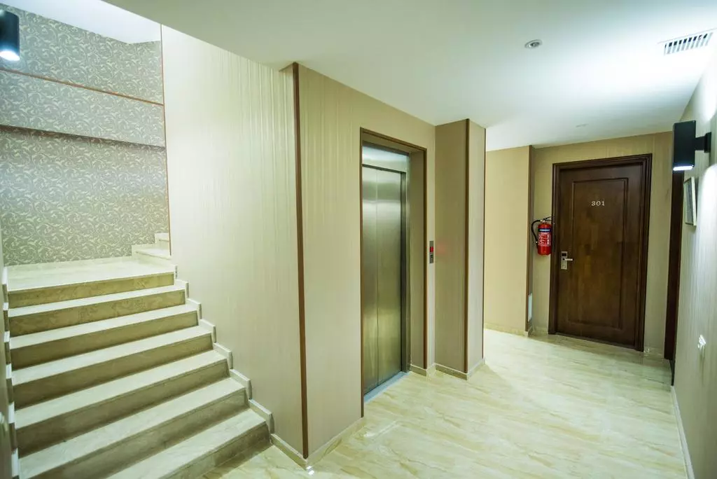 تفلیسی این-2396